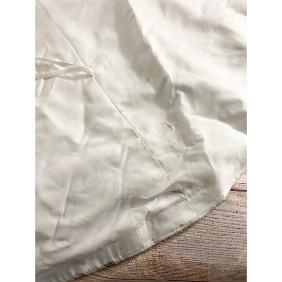 Casablanca Bridal Strapless Embroidered Satin Wedding Dress - Medium - Picture 14 of 15